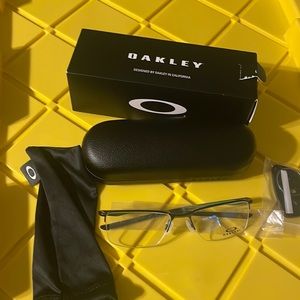 Oakley Semi-Rimless Rectangular Glasses in Black and Silver